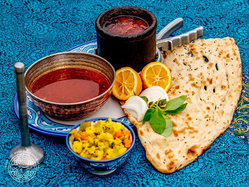 رستوران قاطی پلو پدربزرگ اصفهان